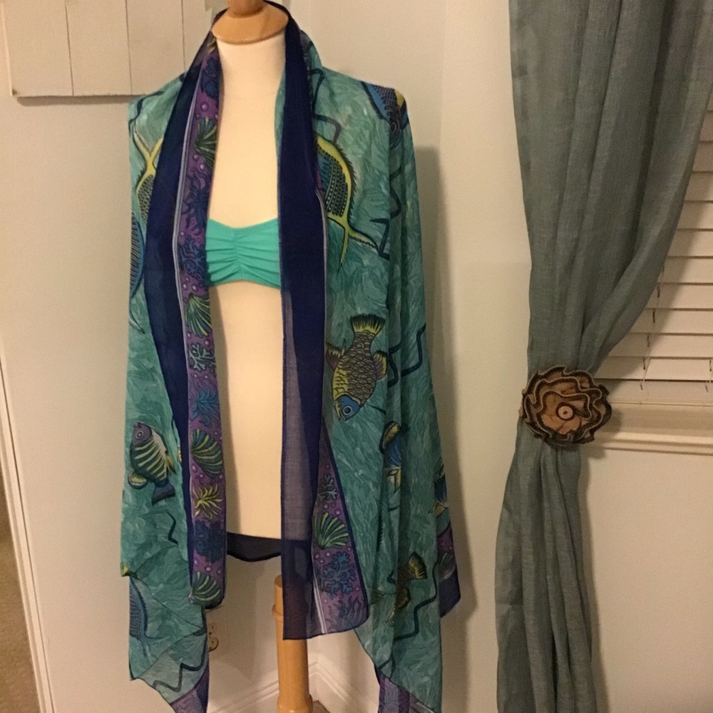Sarong - Picture 3 of 4
